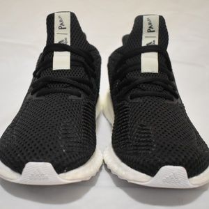 Adidas Alphaboost Parley Shoes Size 9